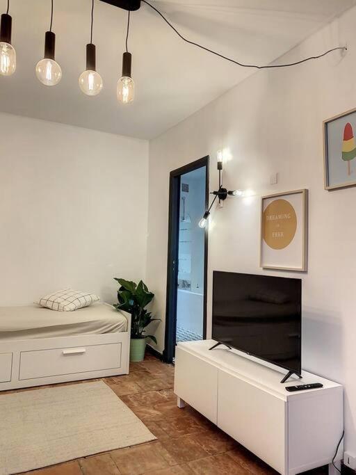 Appartamento Ibiza -Sublime Studio Place De La Trinite- Netflix Tolosa Esterno foto