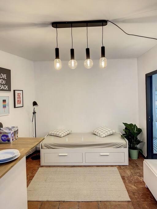 Appartamento Ibiza -Sublime Studio Place De La Trinite- Netflix Tolosa Esterno foto